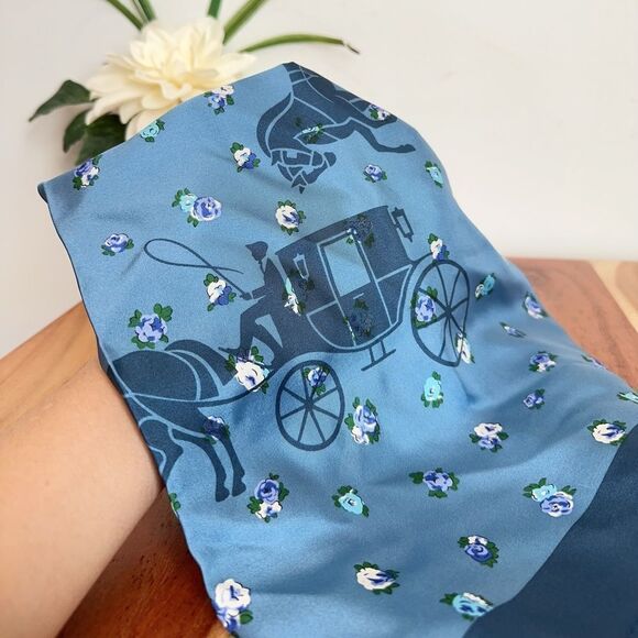 NWT Coach Horse And Carriage Tea Rose Print Silk Bandana - Picture 5 of 5
